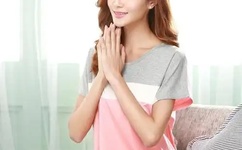 丽娟两腿间一大丛黑毛